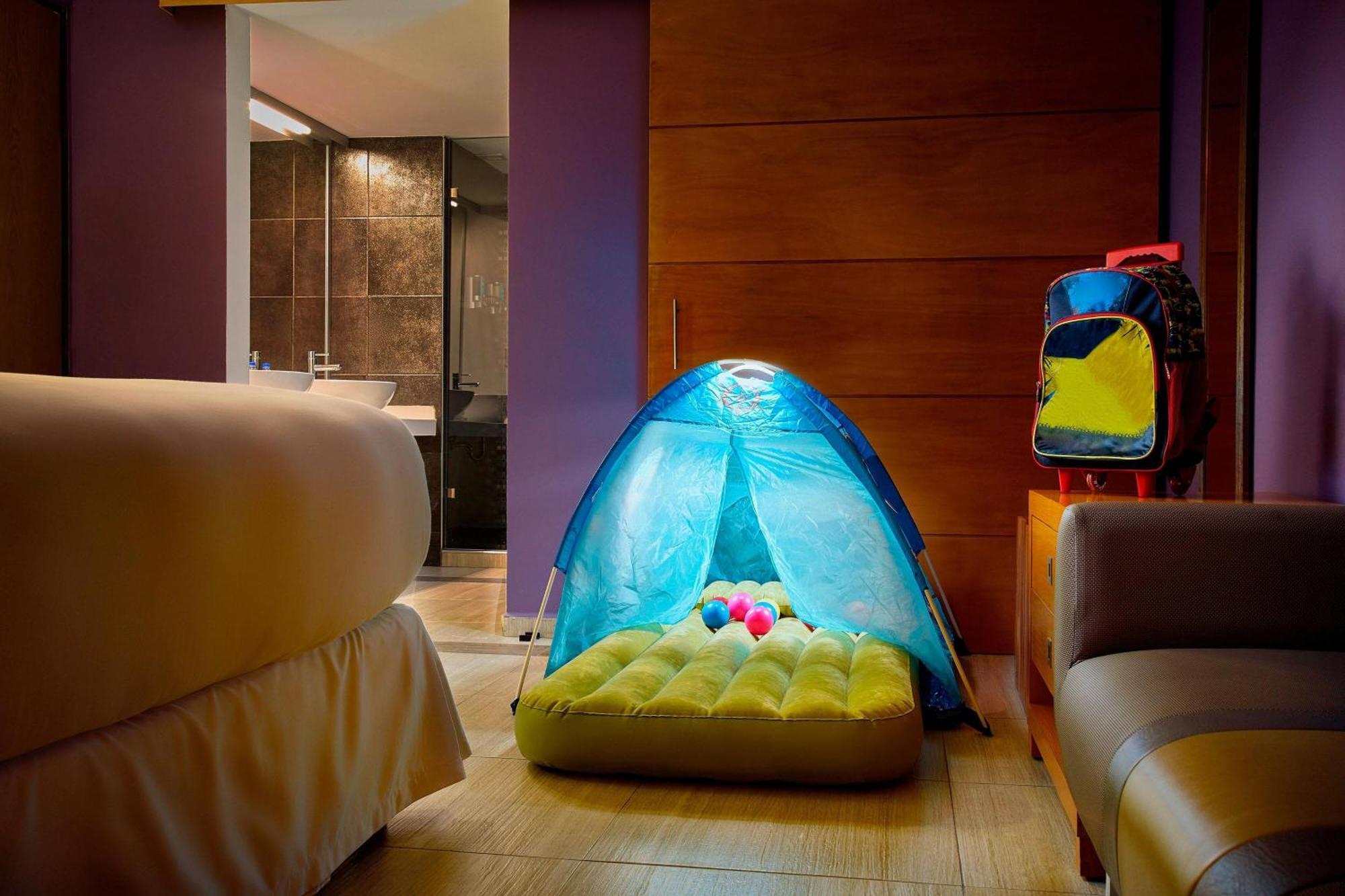 Renovated Aloft Канкун Экстерьер фото
