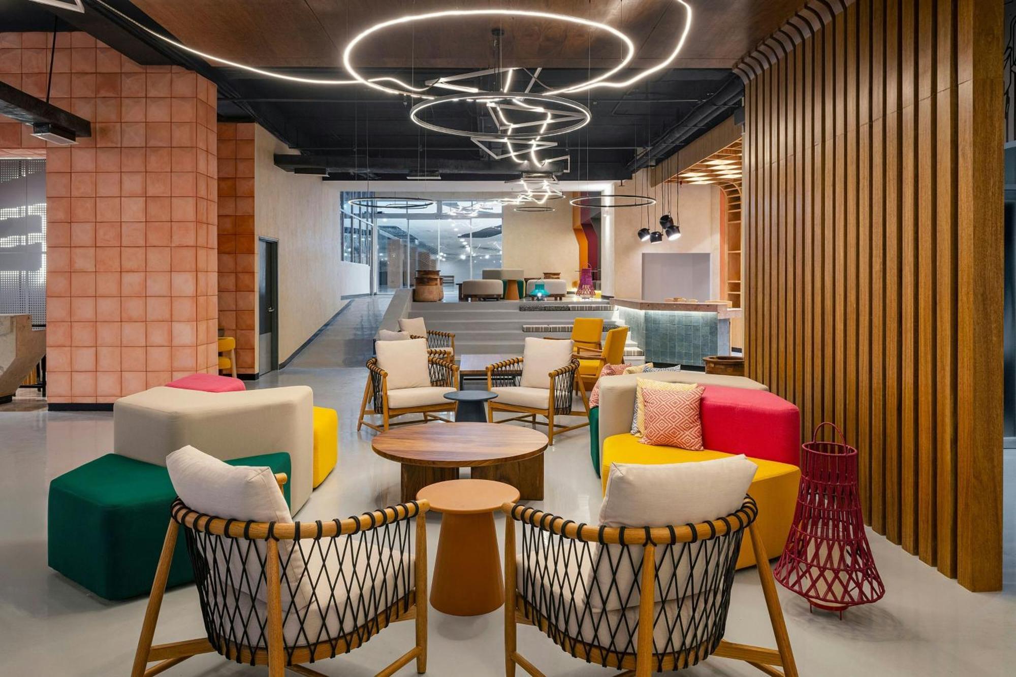 Renovated Aloft Канкун Экстерьер фото