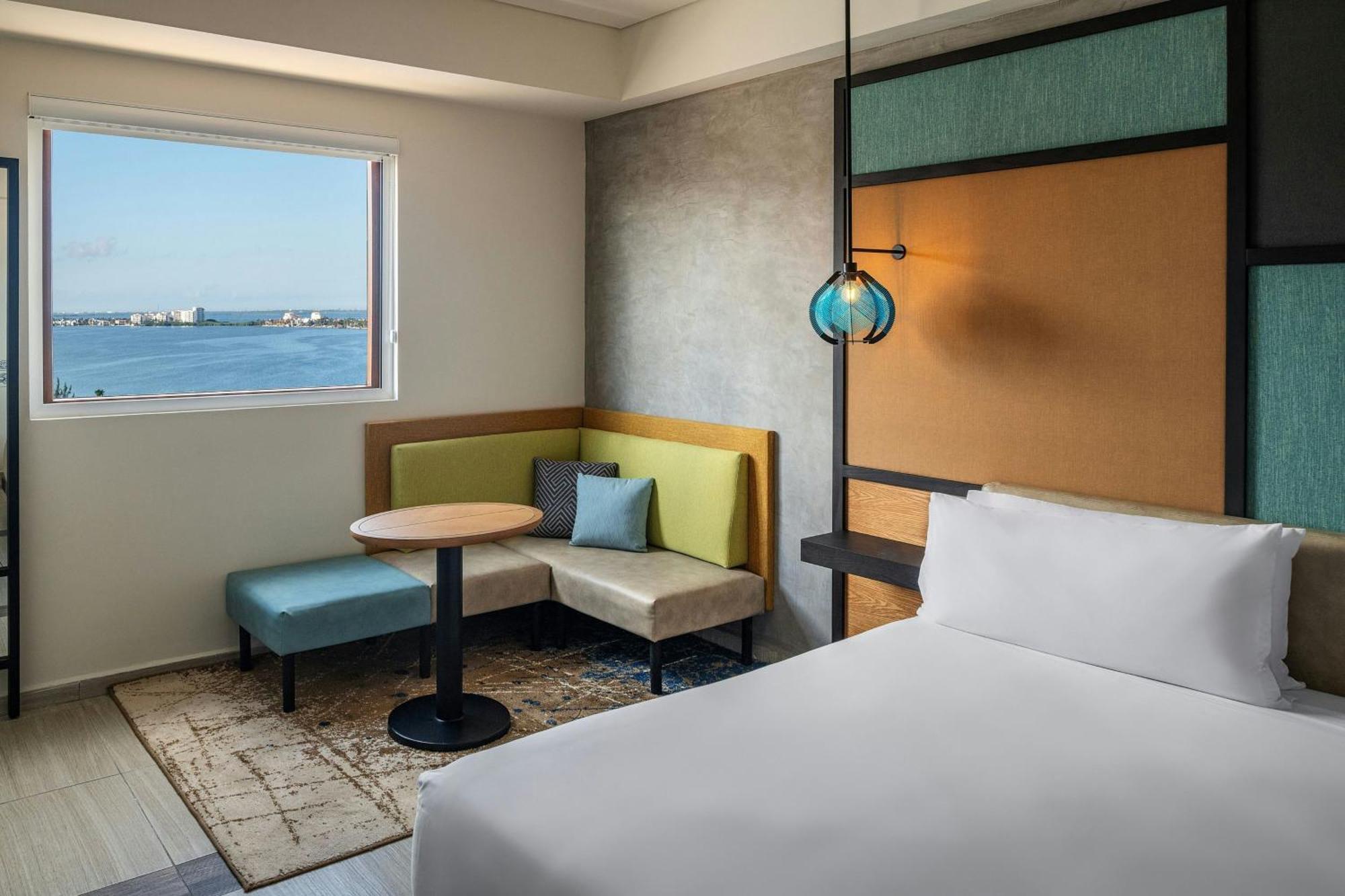 Renovated Aloft Канкун Экстерьер фото