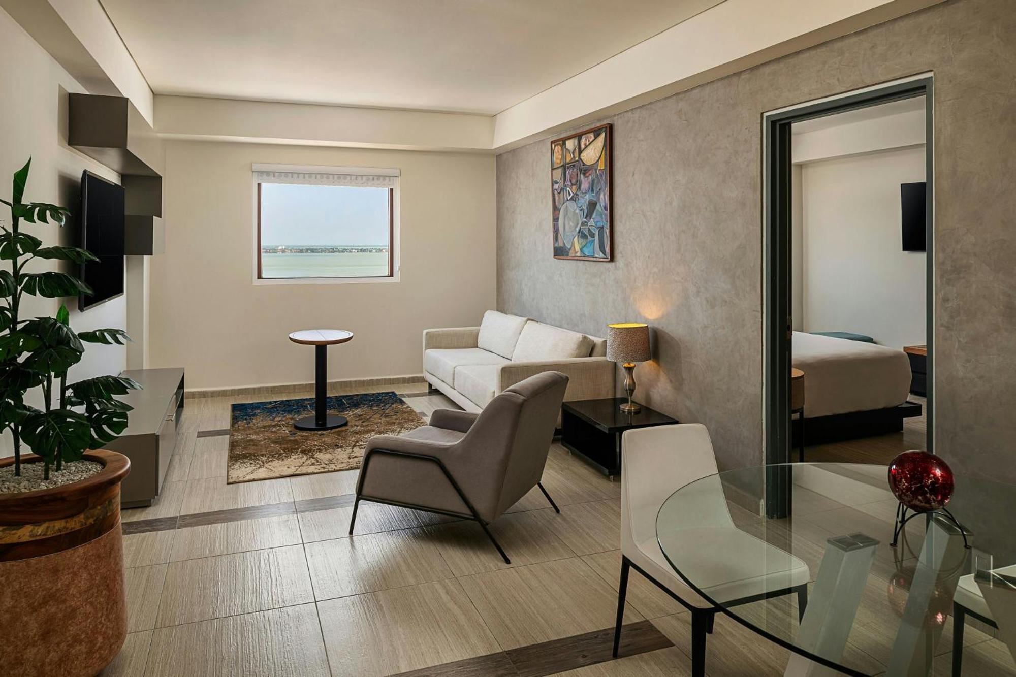 Renovated Aloft Канкун Экстерьер фото