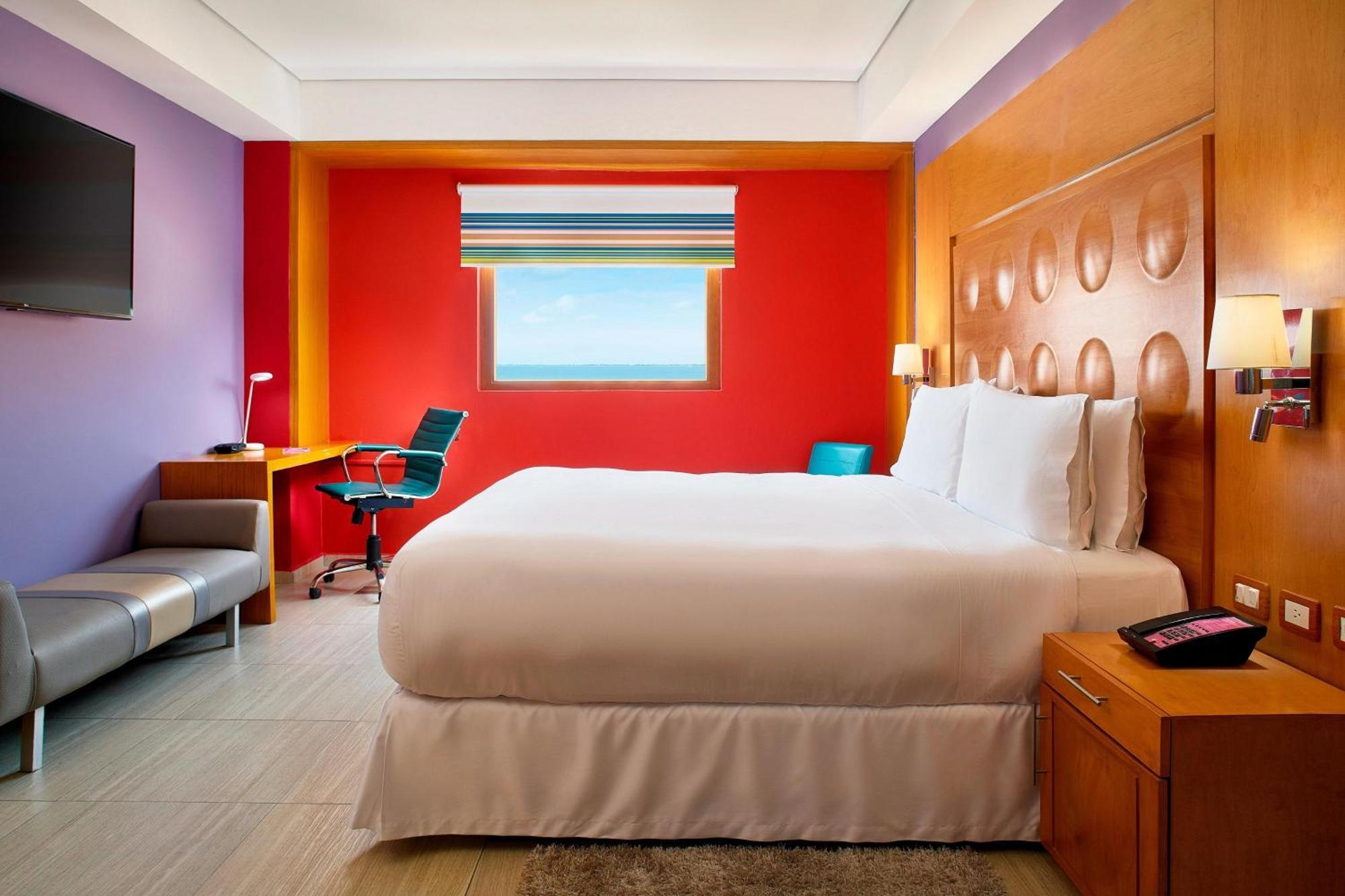 Renovated Aloft Канкун Экстерьер фото